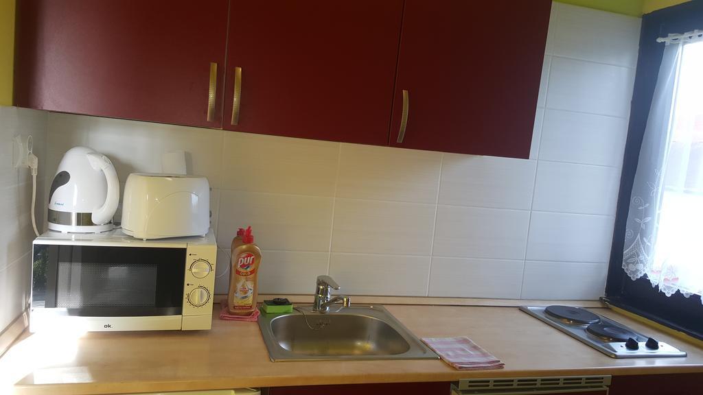 Nador Apartman Apartment Балатонлеле Екстериор снимка